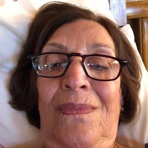 Meet your Posher, Bea